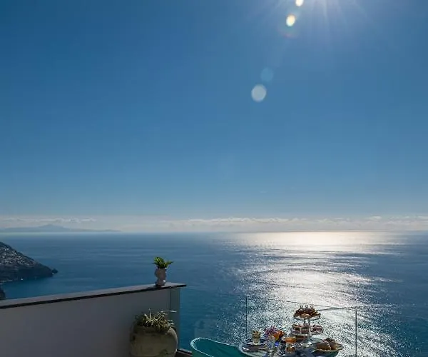 Maison d'hôtes Petrea Lifestyle 4*